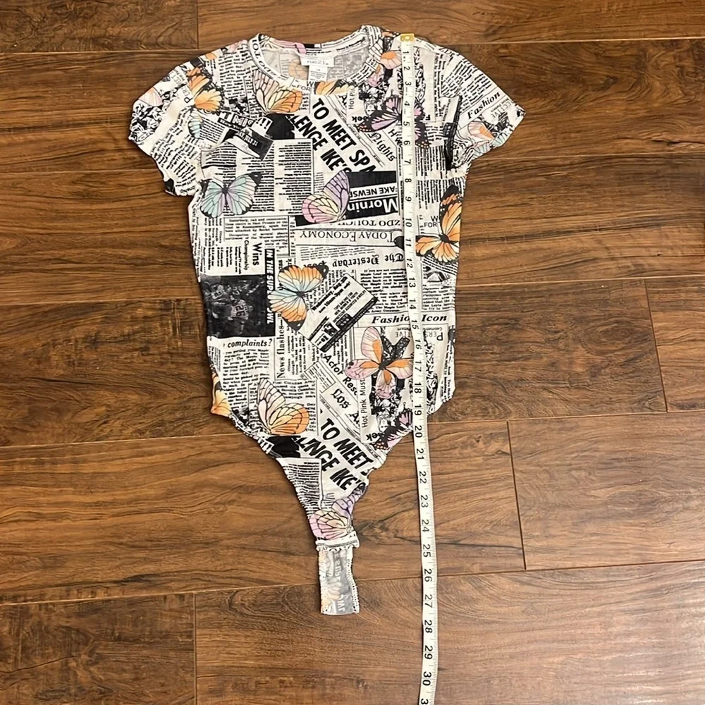 White Black Color Butterfly Newspaper Print Bodysuit by Rue 21, Sz. XS. - Picture 7 of 8